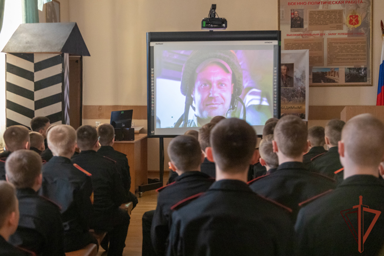  Память  журналистов войск правопорядка почтили в Екатеринбурге (видео)