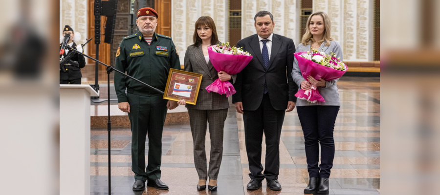 В День Героев Отечества генерал-лейтенант Алексей Воробьев и депутат Госдумы Александр Хинштейн приняли участие в памятном мероприятии в Музее Победы 