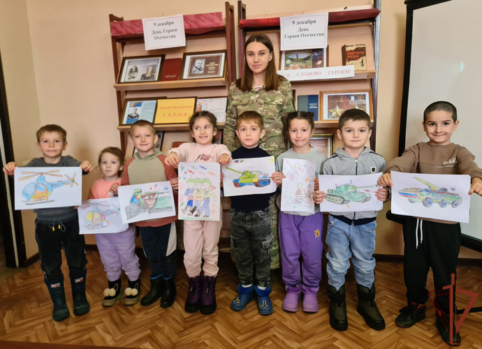 Росгвардейцы на Северном Кавказе принимают участие в торжествах, посвященных Дню Героев Отечества