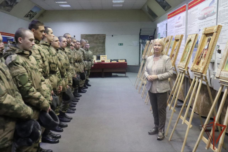 Выставка уникальных икон открылась в подмосковной воинской части Росгвардии
