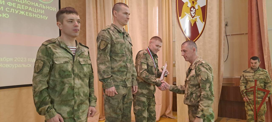 В Уральском округе Росгвардии завершился чемпионат по лыжным гонкам и служебному двоеборью 