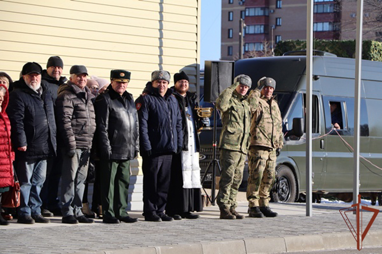 Увековечили память погибших при исполнении служебного долга сотрудников Росгвардии в Амурской области 