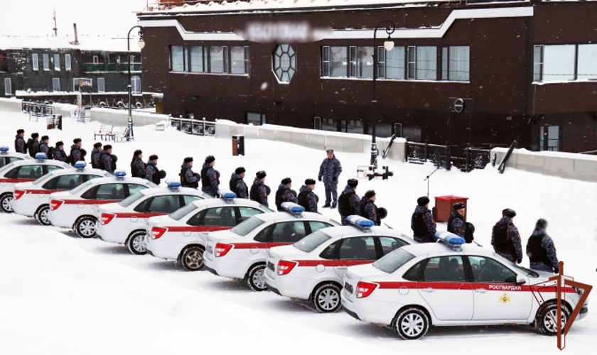 Ключи от новых служебных автомобилей вручили  росгвардейцам в Архангельске