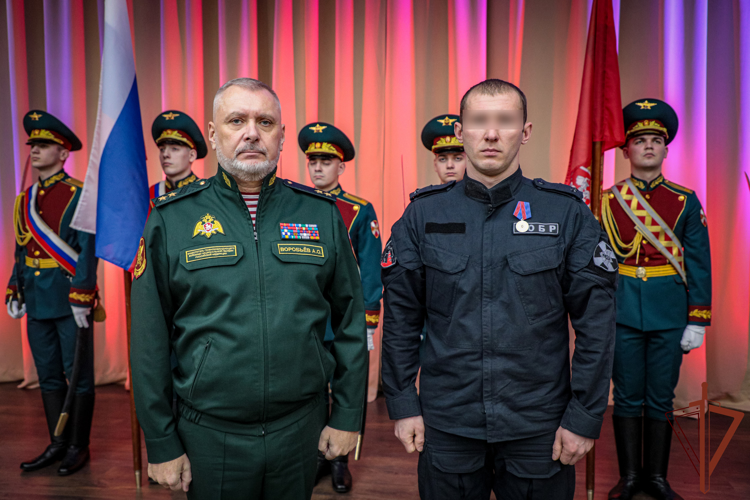 Генерал-лейтенант Алексей Воробьев вручил награды росгвардейцам в Санкт-Петербурге (видео)