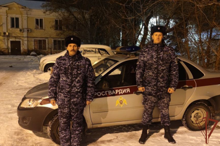 Росгвардейцы с поличным задержали поджигательницу автомобиля в Нижегородской области
