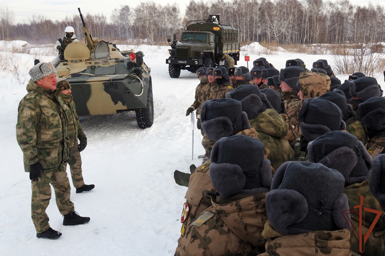 Тактико-строевое занятие прошло в Новосибирском военном институте Росгвардии