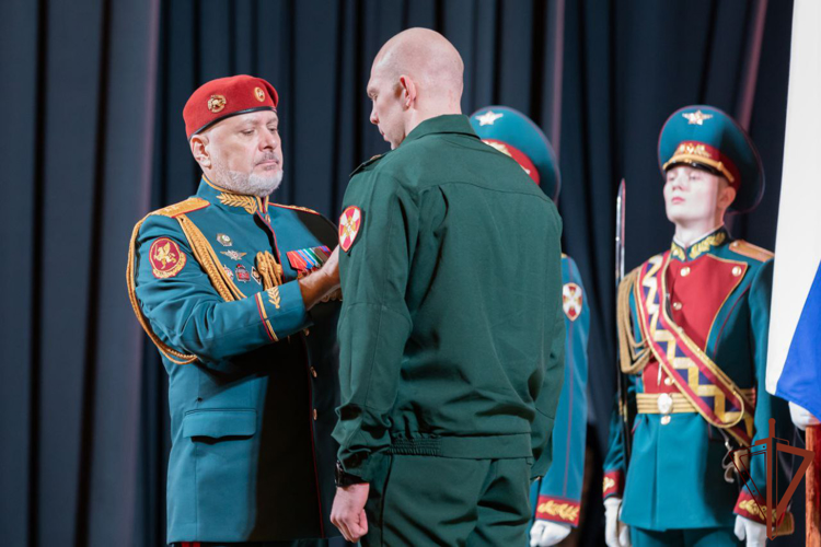 Генерал-лейтенант Алексей Воробьев вручил награды спецназовцам в день 46-летия Центра специального назначения «Витязь» (видео)