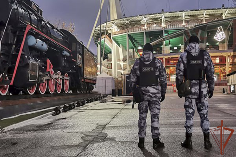 Росгвардия обеспечила правопорядок на футбольных матчах  РПЛ  в Москве