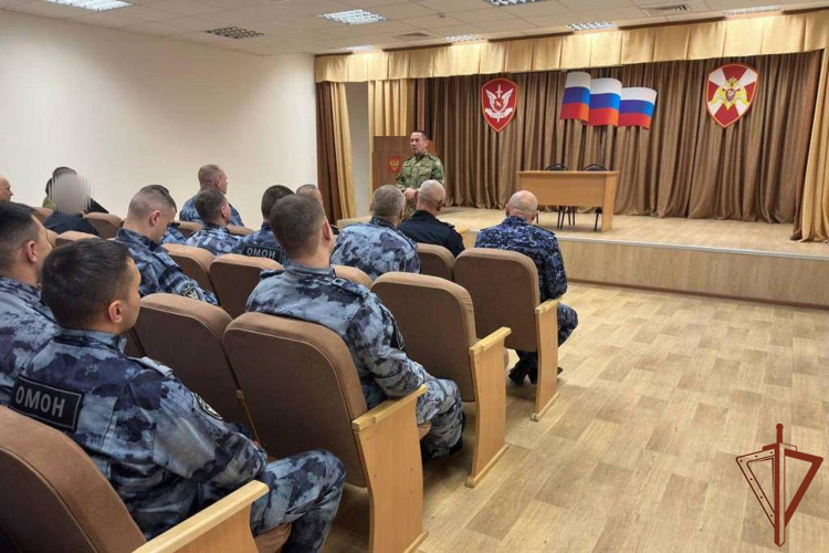 Командующий Уральским округом Росгвардии проверил дислоцированные в Югре подразделения
