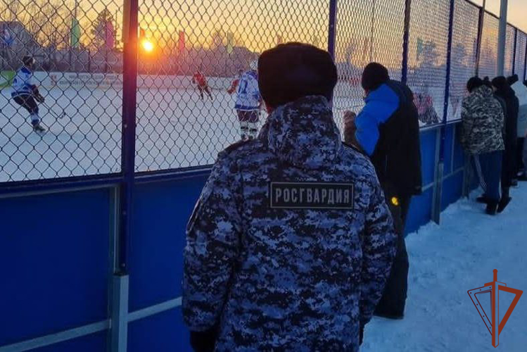 Росгвардейцы обеспечили безопасность массовых спортивных и праздничных мероприятий в Сибири