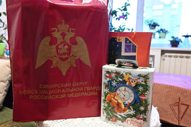Росгвардия поздравила с наступающим Новым годом ветеранов Великой Отечественной войны 