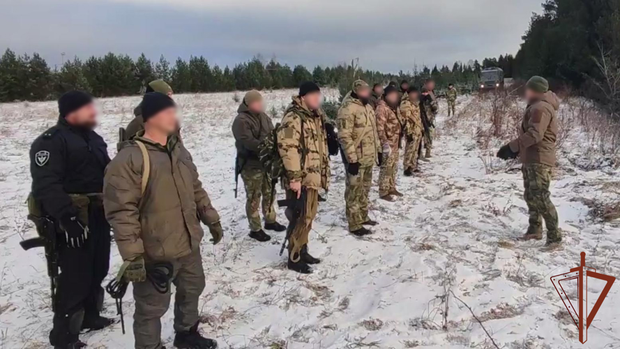 ОМОН «Вятич» отработал профессиональные навыки в горно-лесистой местности