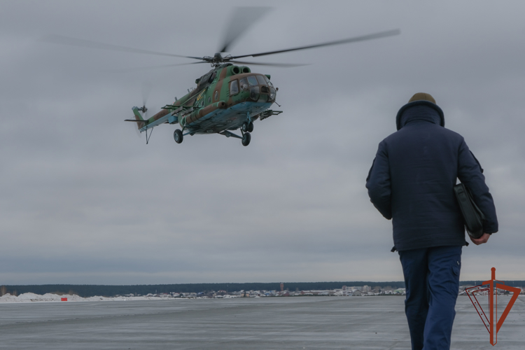 Учебно-тренировочные полёты состоялись в Уральском округе  Росгвардии (видео)