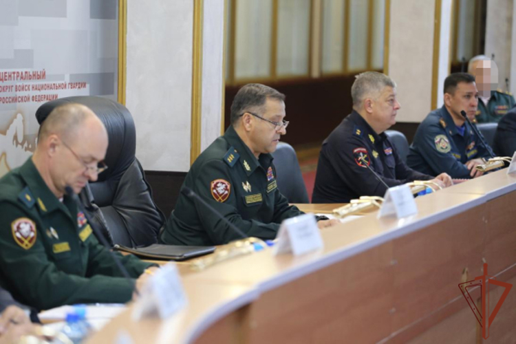 Генерал-полковник Сергей Бойко принял участие в заседании военного совета Центрального округа Росгвардии