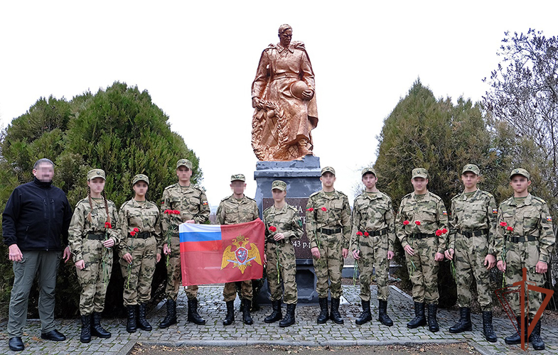 Росгвардейцы посвятили Дню неизвестного солдата комплекс патриотических мероприятий в Запорожской области