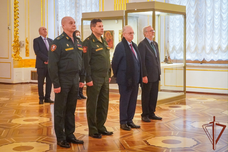 Командующий Северо-Западным округом Росгвардии принял участие в торжественном мероприятии Государственного Эрмитажа