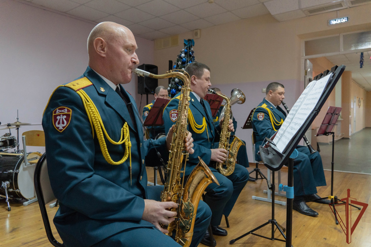 Ведомственная акция "Дед мороз специального назначения" продолжается в Пензенской области