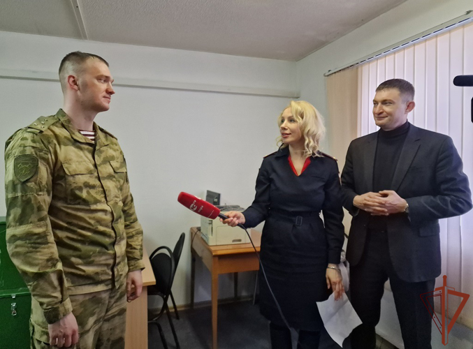Авторские ведомственные программы о Росгвардии вышли в эфир на Урале (видео)