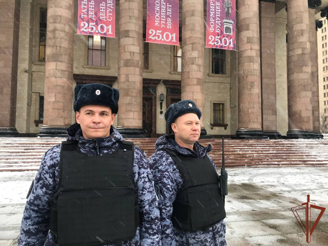 Росгвардия обеспечила безопасность на праздничных мероприятиях в День российского студенчества в Москве