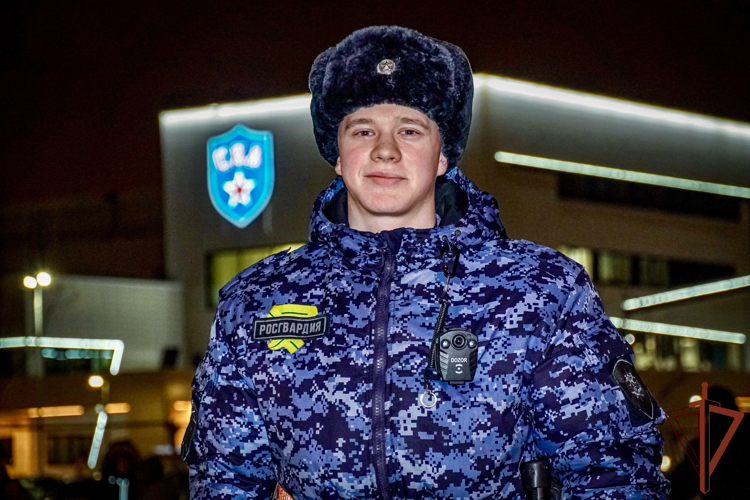 Росгвардейцы обеспечили безопасность Континентальной хоккейной лиги в Санкт-Петербурге