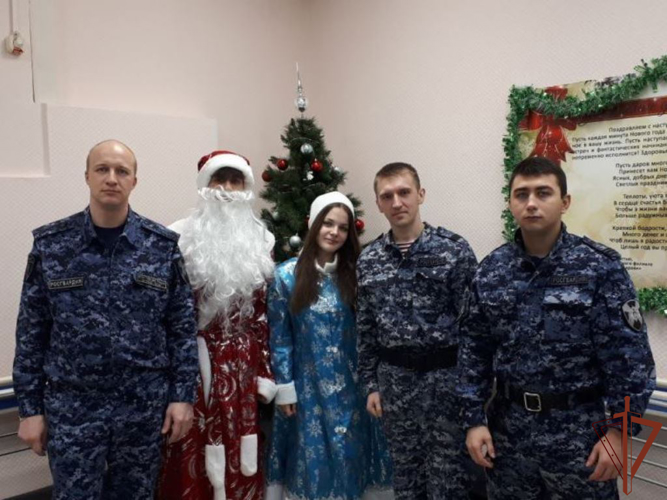 Росгвардия в рамках акции «С Новым годом, служба крови!»  пополнила банк донорской крови медицинских учреждений на Урале
