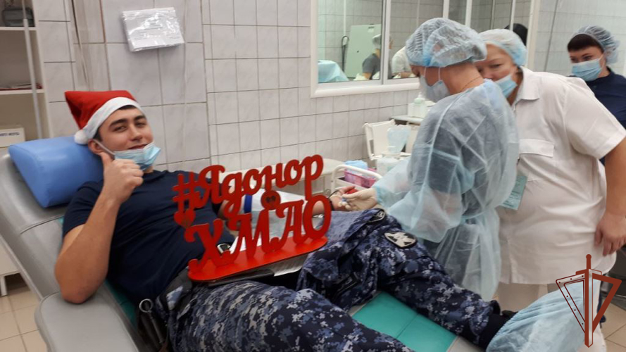 Росгвардия в рамках акции «С Новым годом, служба крови!»  пополнила банк донорской крови медицинских учреждений на Урале