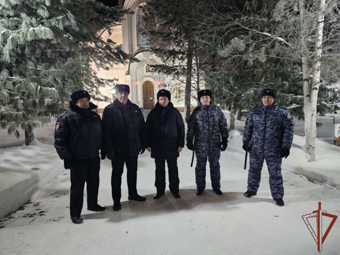 Росгвардейцы обеспечили  безопасность  праздника Рождества Христова на Урале