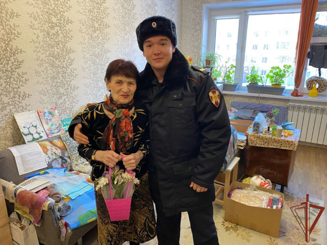 Росгвардия проводит на Урале патриотические мероприятия ко Дню полного снятия блокады Ленинграда