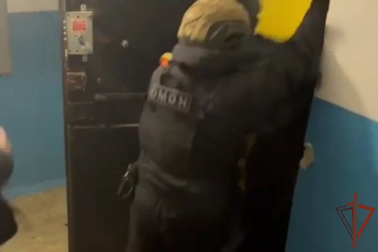 Спецназ Росгвардии задержал троих подозреваемых в нападении на участников СВО (видео)