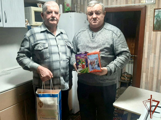 Всероссийская патриотическая акция Росгвардии «С Новым годом, ветеран» проходит в Зауралье