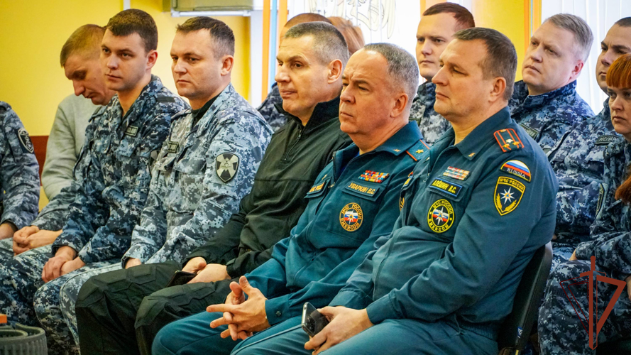 Росгвардейцы провели занятие по тактической медицине в Брянске
