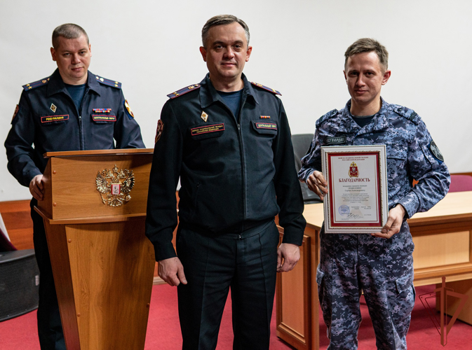 В Центральном округе Росгвардии военнослужащим и сотрудникам вручили государственные и ведомственные награды