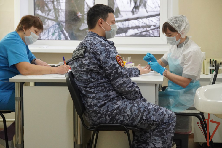 Росгвардейцы поддержали ведомственную акцию «От сердца к сердцу» в Чувашии