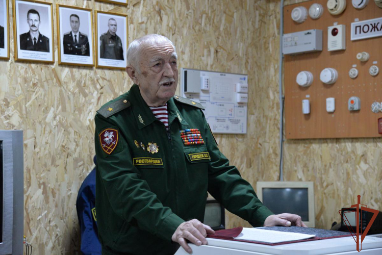 Росгвардия проводит на Урале патриотические мероприятия ко Дню полного снятия блокады Ленинграда