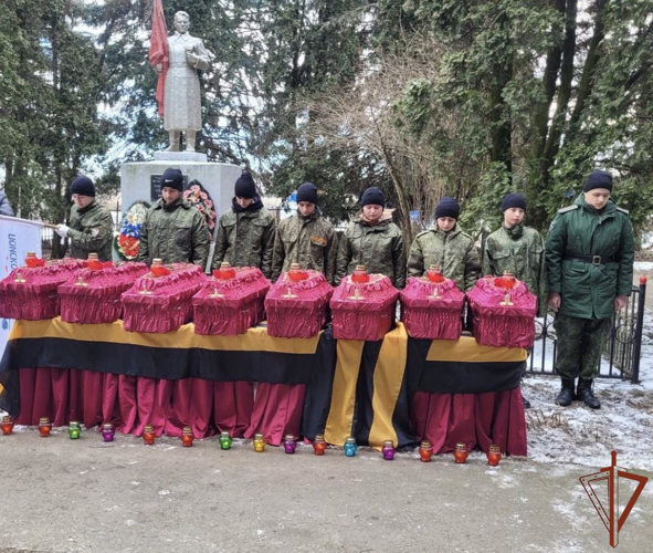 В Карачаево-Черкесии росгвардейцы приняли участие в перезахоронении останков погибших в годы ВОВ советских воинов 