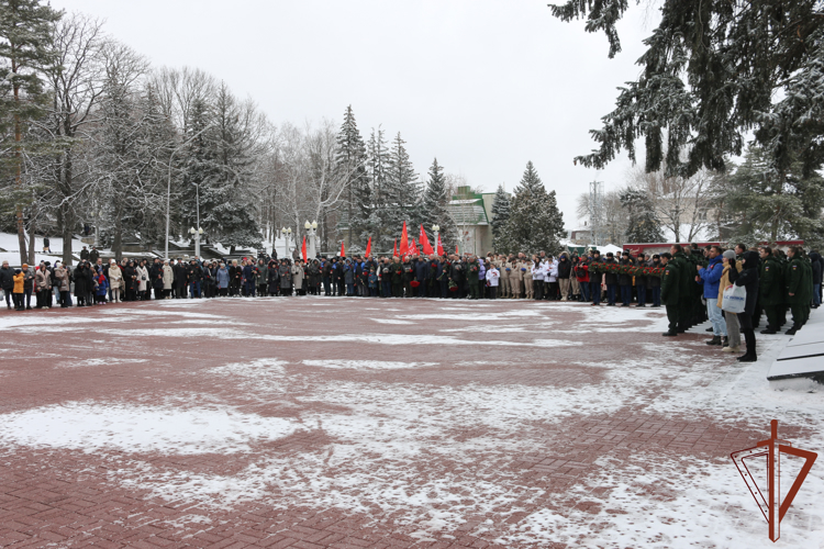 Росгвардейцы приняли участие в памятном мероприятии в день освобождения Ставрополя от оккупации