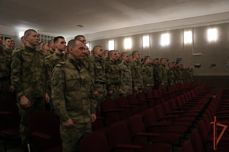  Посвященные Дню полного снятия блокады Ленинграда патриотические мероприятия Росгвардии состоялись на Урале