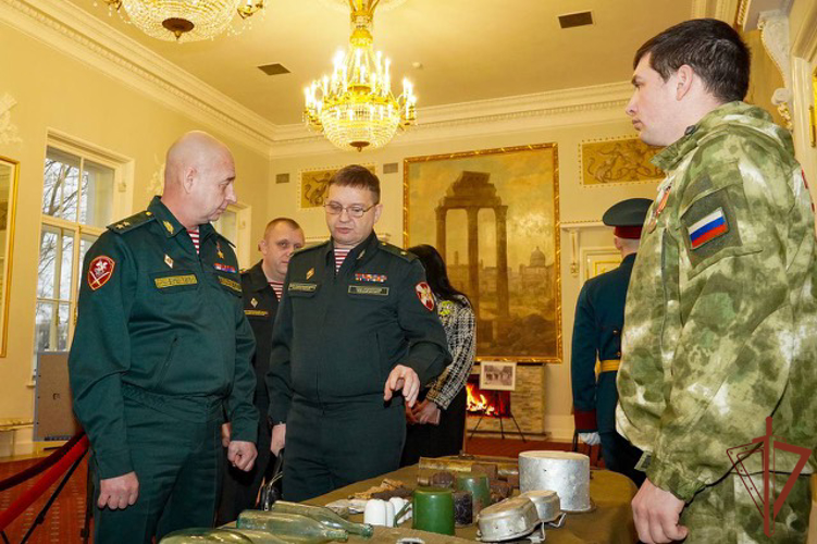 Росгвардейцы провели посвященный 80-летию полного освобождения от фашистской блокады Ленинграда круглый стол