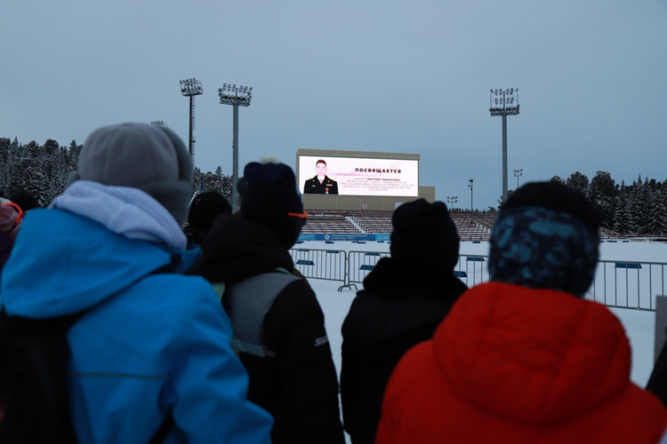 Соревнования по биатлону памяти сотрудника ОМОН «Стерх» Росгвардии стартовали в Югре