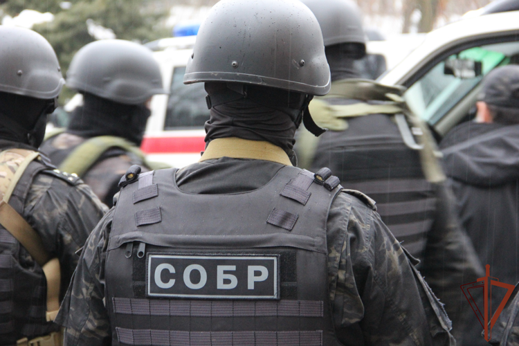 СОБР Росгвардии задержал устроившего стрельбу в центре Краснодара мужчину
