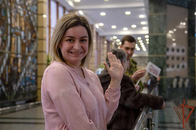 Росгвардейцы сыграли «Прощание славянки» на железнодорожном вокзале Челябинска (видео)