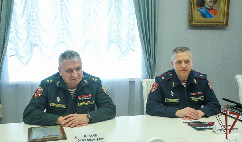 Командующий Приволжским округом Росгвардии встретился с губернатором Пензенской области