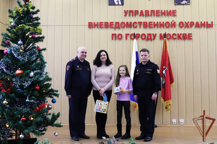 Росгвардейцы исполнили новогодние мечты детей в рамках всероссийской  акции «Елка желаний»   