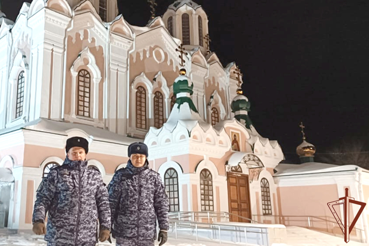 Росгвардейцы обеспечили безопасность праздника Рождества Христова на Урале