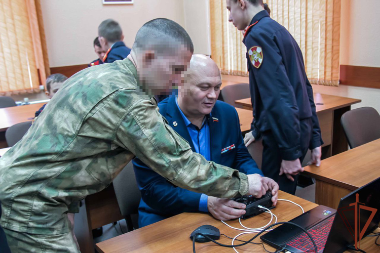 Инновационный класс подготовки операторов БПЛА для спецназа Росгвардии введен в эксплуатацию в Кузбассе