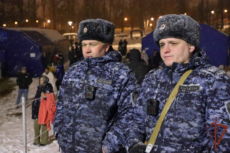 Росгвардейцы обеспечили безопасность мероприятий в Крещение Господне (видео)