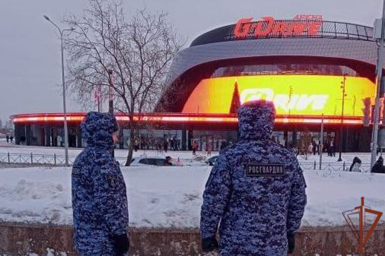 Росгвардия обеспечила правопорядок на матче КХЛ в Омске