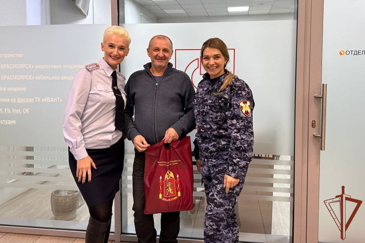 Росгвардия поздравила журналистов с Днем российской печати в Сибирском федеральном округе