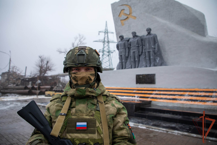 Офицер Росгвардии записал видеопосвящение в стихах защитникам Ленинграда