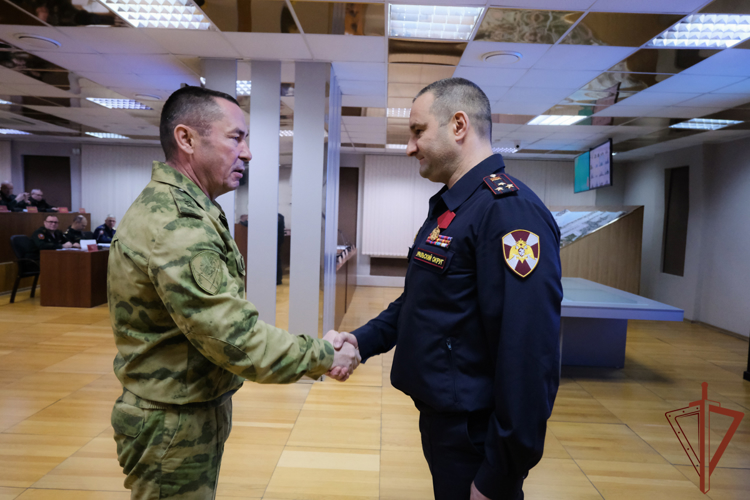 Вручены государственные  и ведомственные награды в Уральском округе Росгвардии